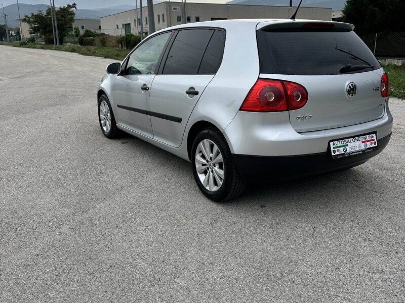 Volkswagen Golf 5