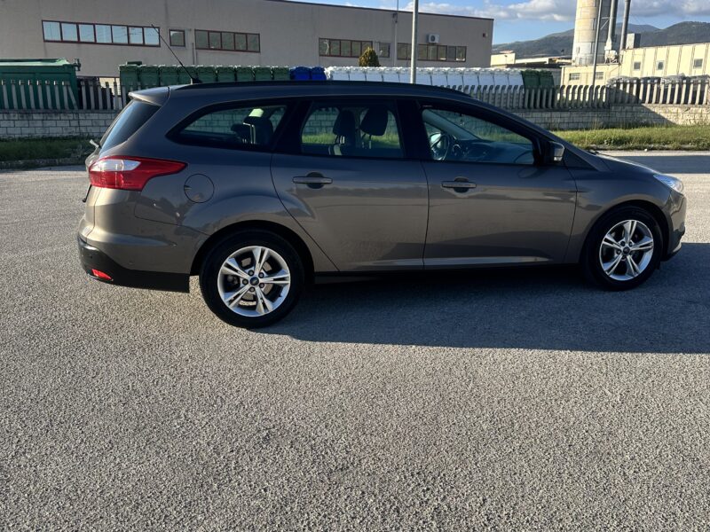 Ford Focus 1.6